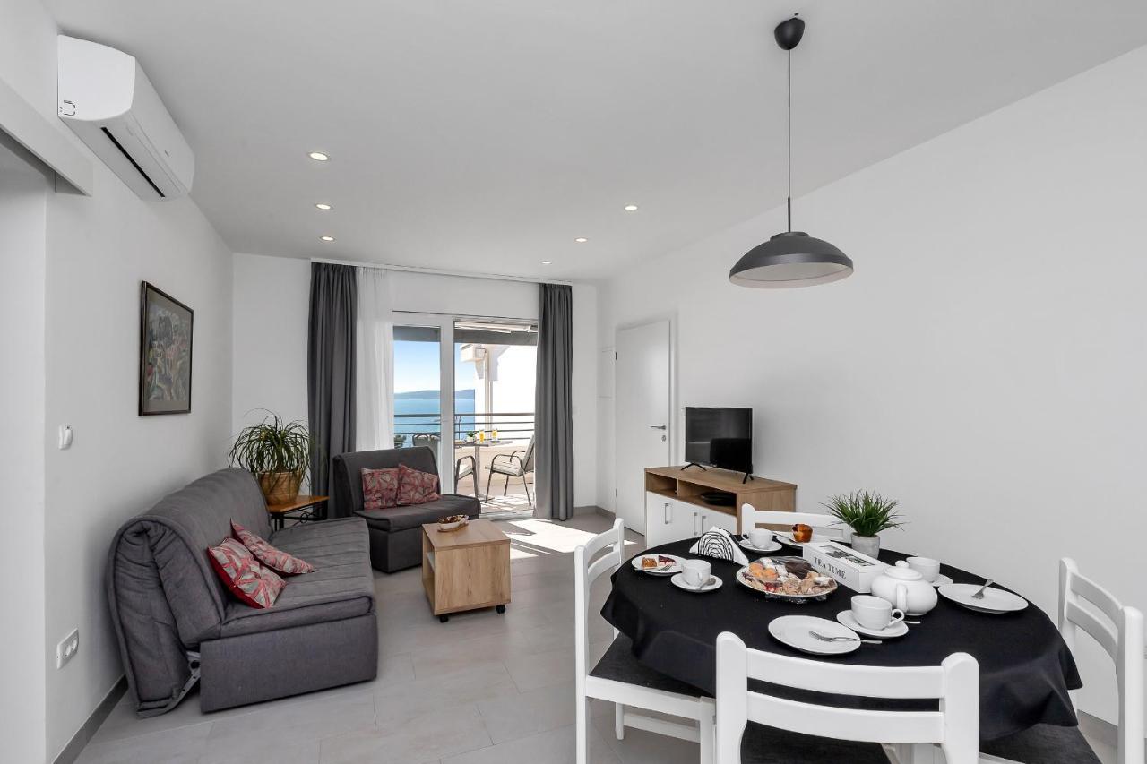 Apartments And Rooms By The Sea Baska Voda, Makarska - 2578 Bagian luar foto
