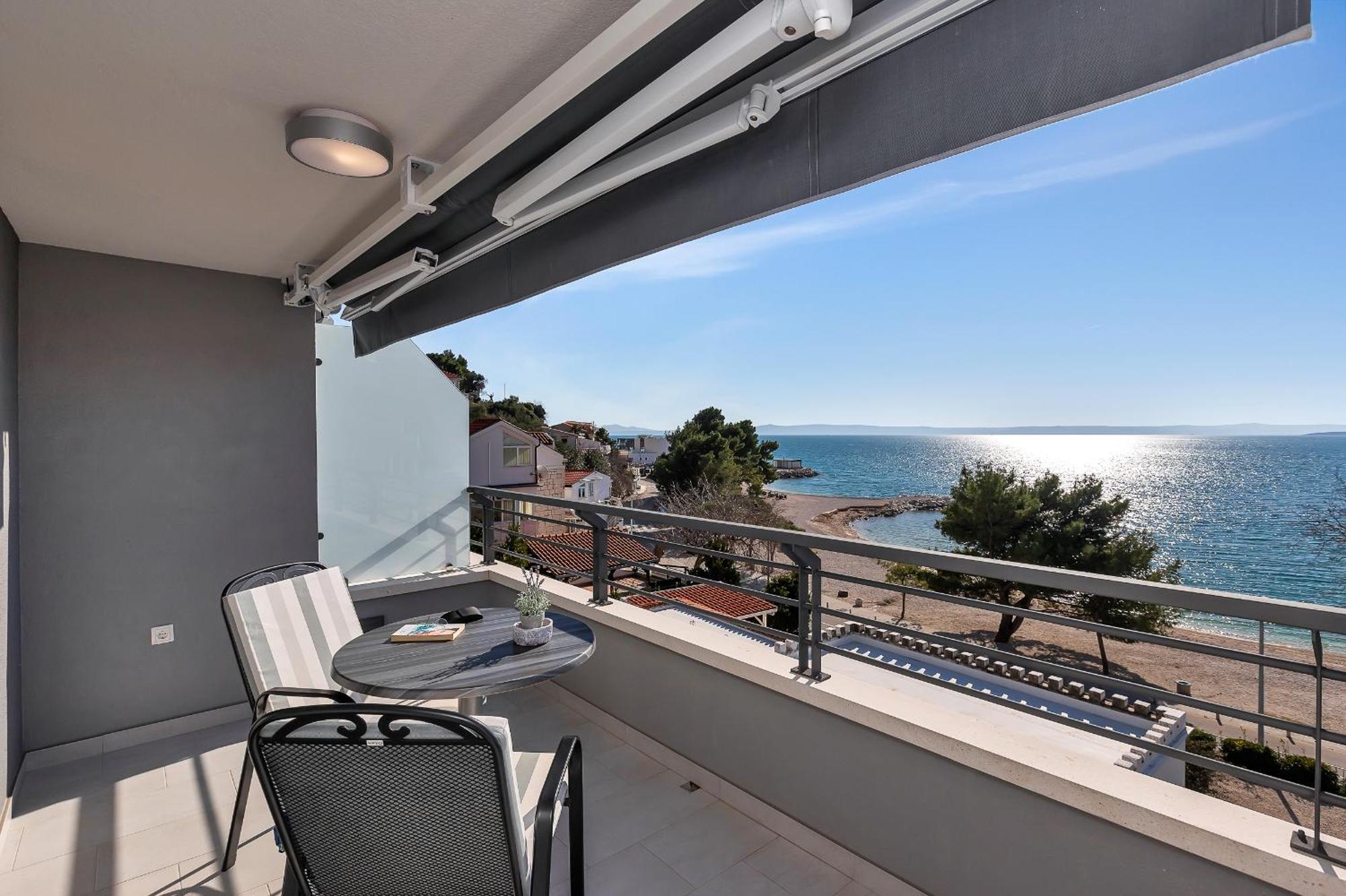 Apartments And Rooms By The Sea Baska Voda, Makarska - 2578 Bagian luar foto