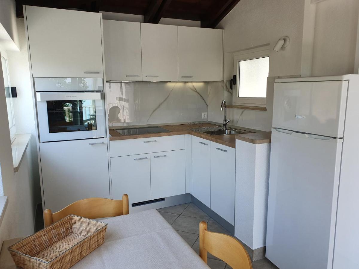 Apartments And Rooms By The Sea Baska Voda, Makarska - 2578 Bagian luar foto
