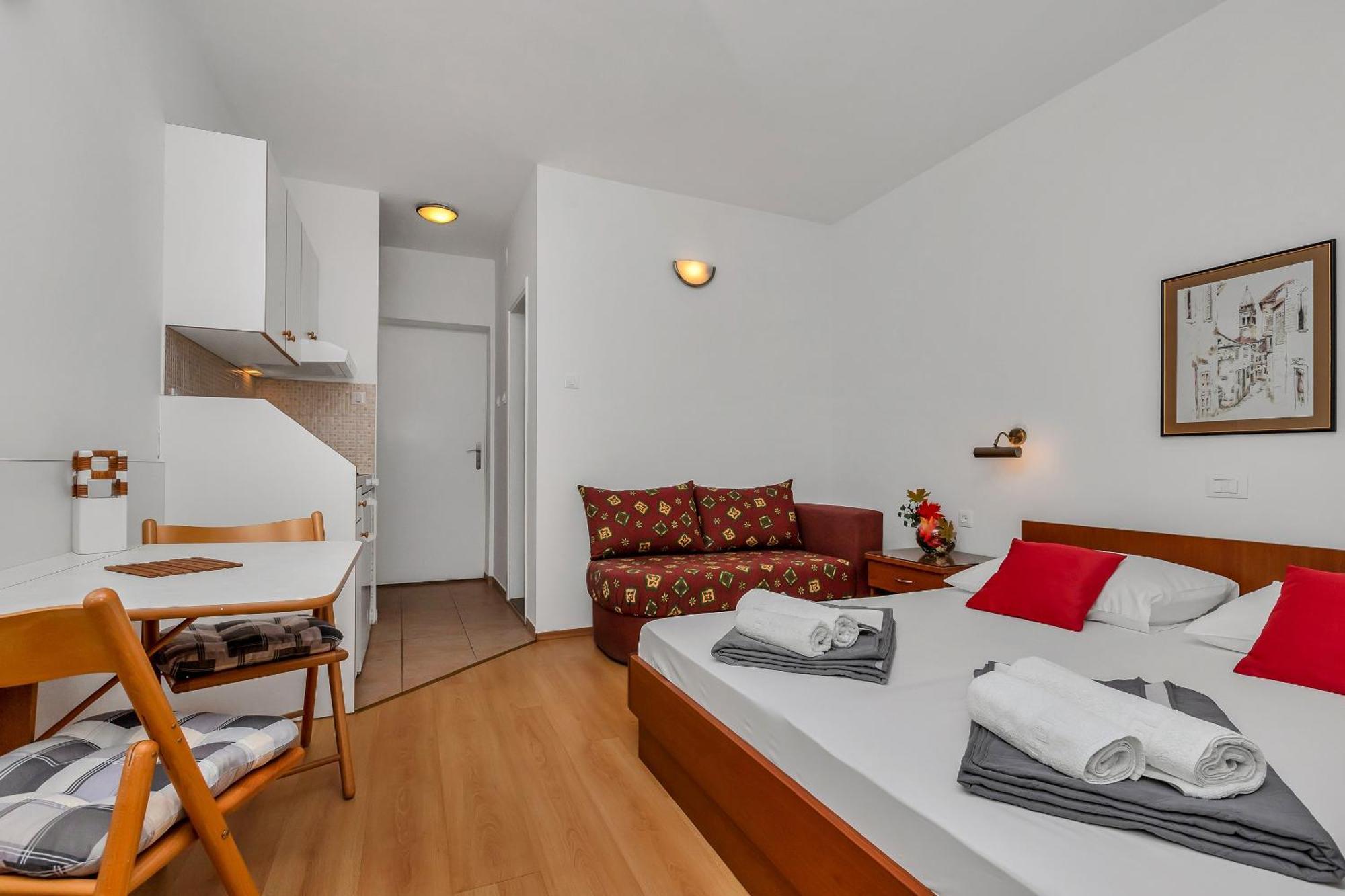 Apartments And Rooms By The Sea Baska Voda, Makarska - 2578 Ruang foto