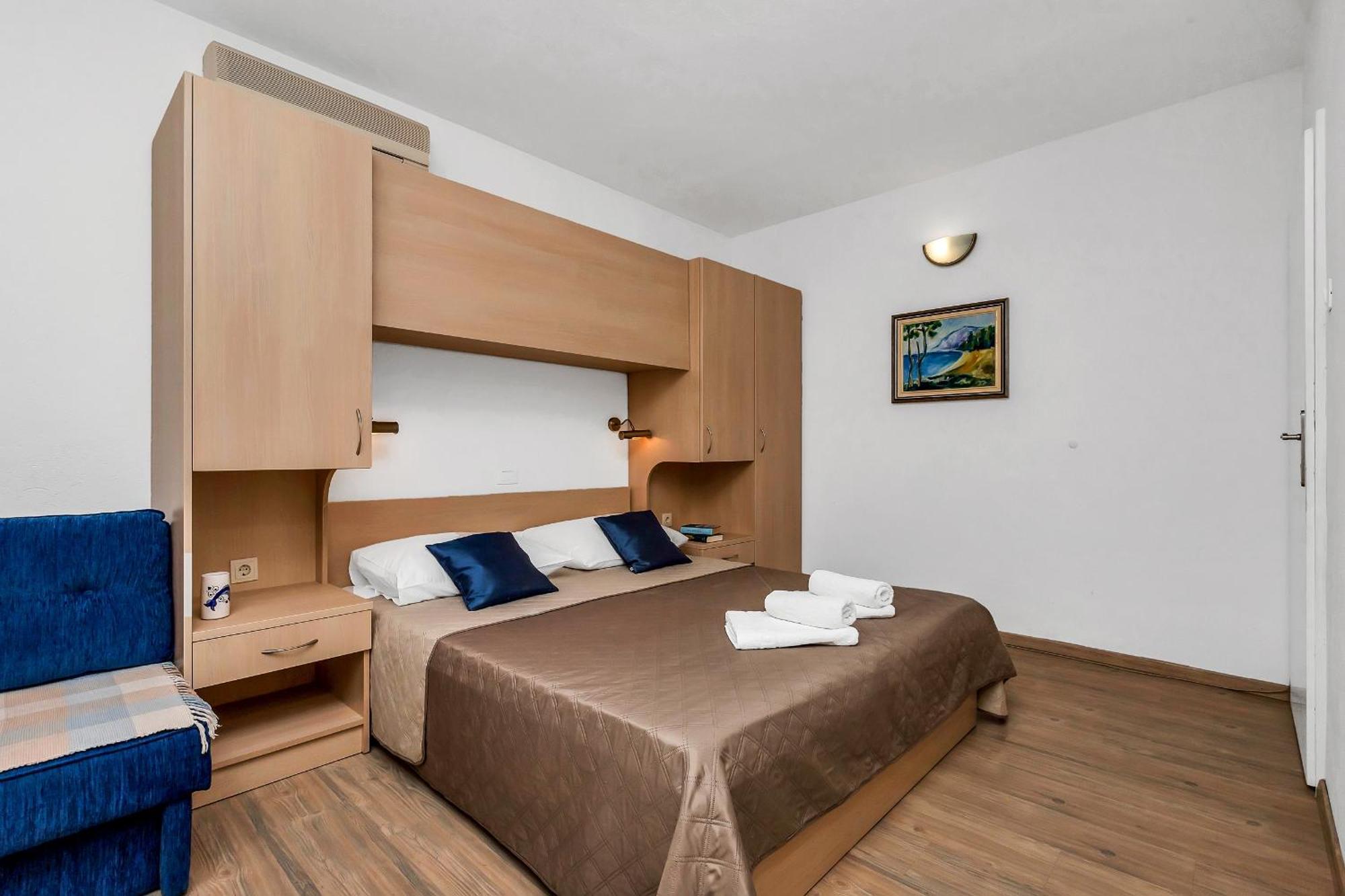 Apartments And Rooms By The Sea Baska Voda, Makarska - 2578 Ruang foto