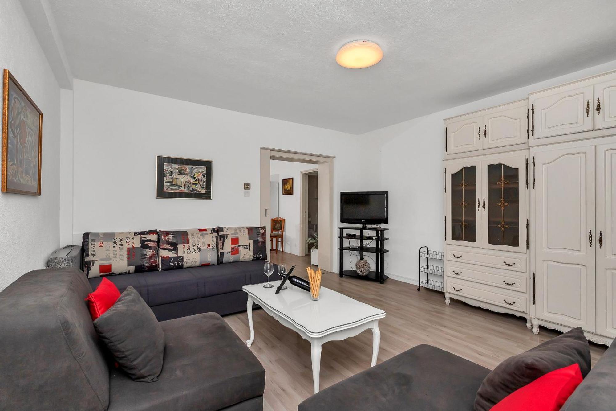 Apartments And Rooms By The Sea Baska Voda, Makarska - 2578 Ruang foto