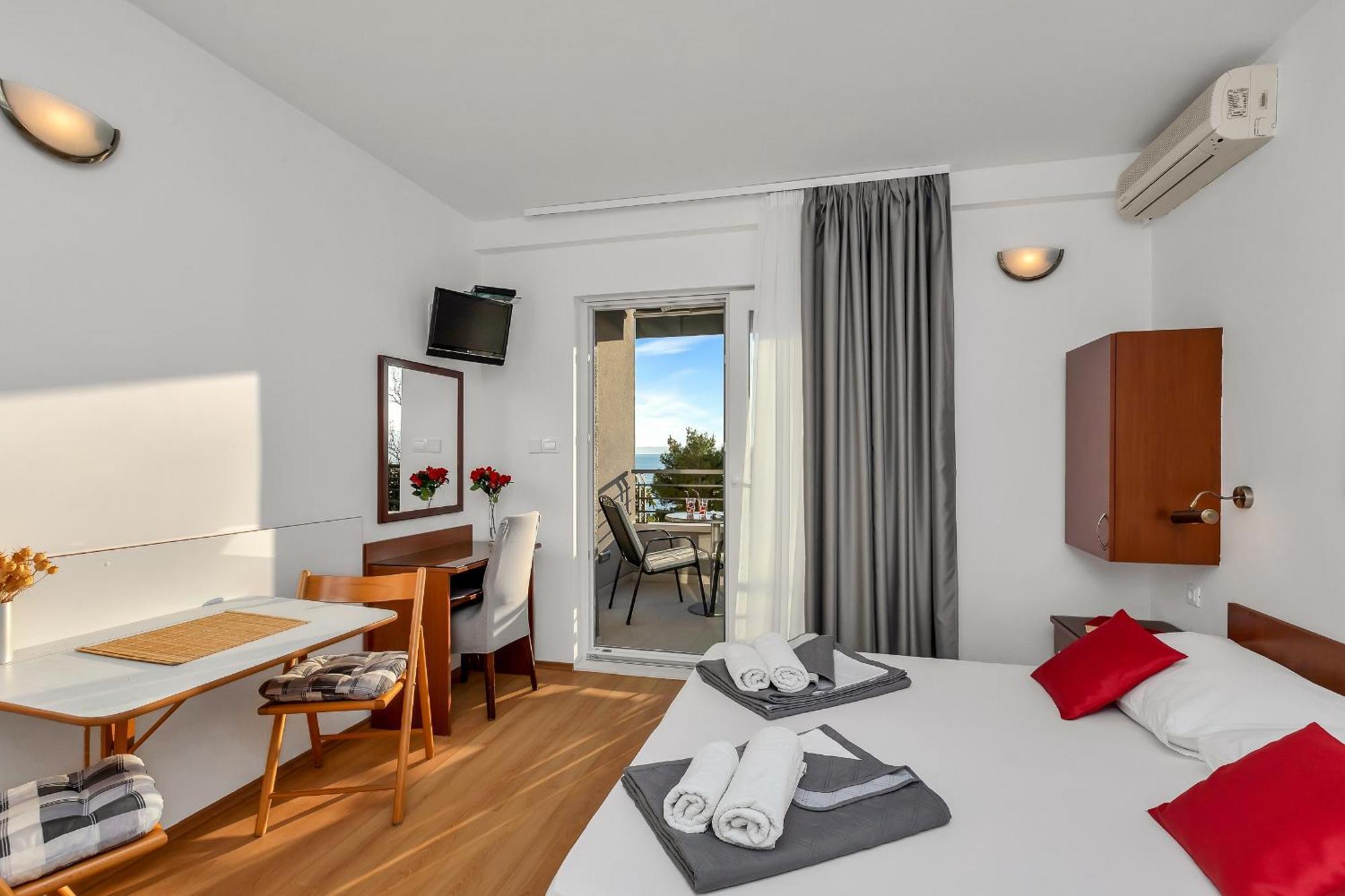 Apartments And Rooms By The Sea Baska Voda, Makarska - 2578 Ruang foto